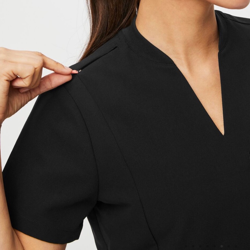 Figs scrubs